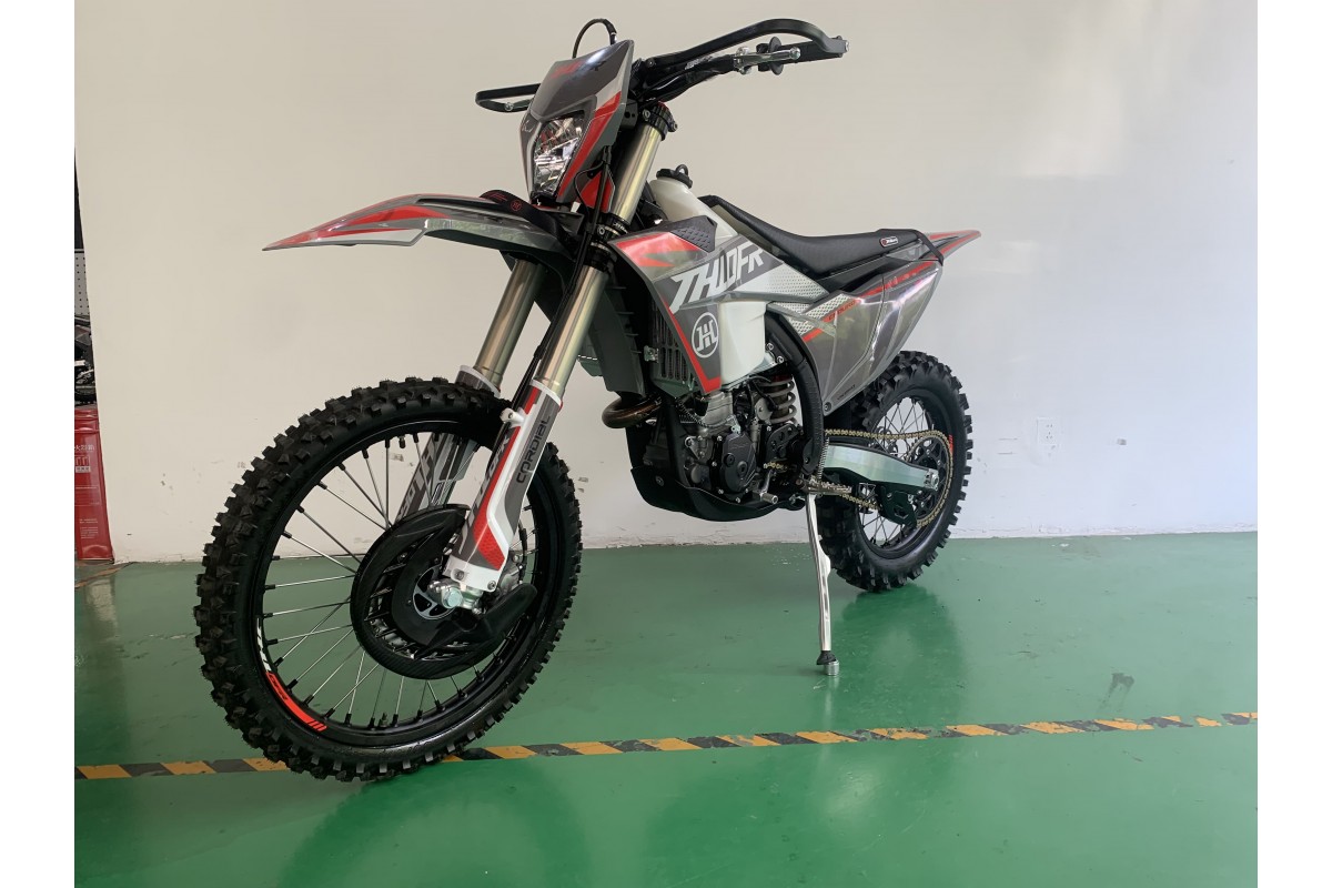 jhlofr-enduro-zr2-2-1200x800